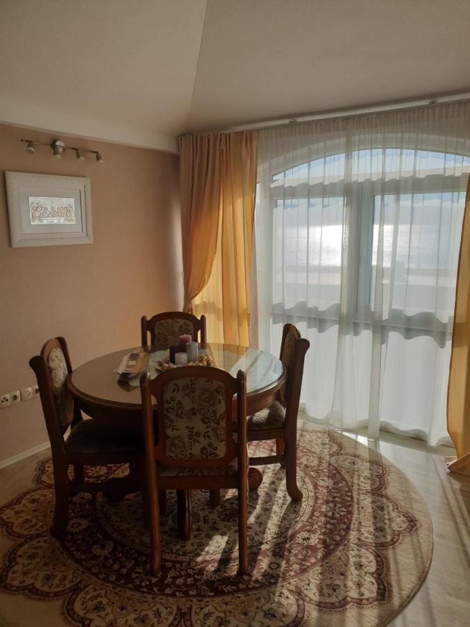 Apartmani Mlikotic Dugi Rat Buitenkant foto