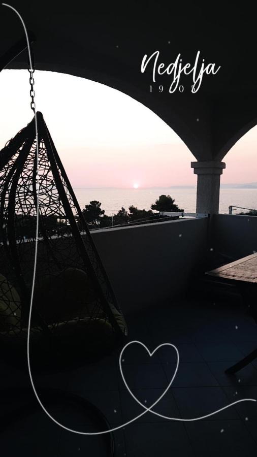 Apartmani Mlikotic Dugi Rat Buitenkant foto